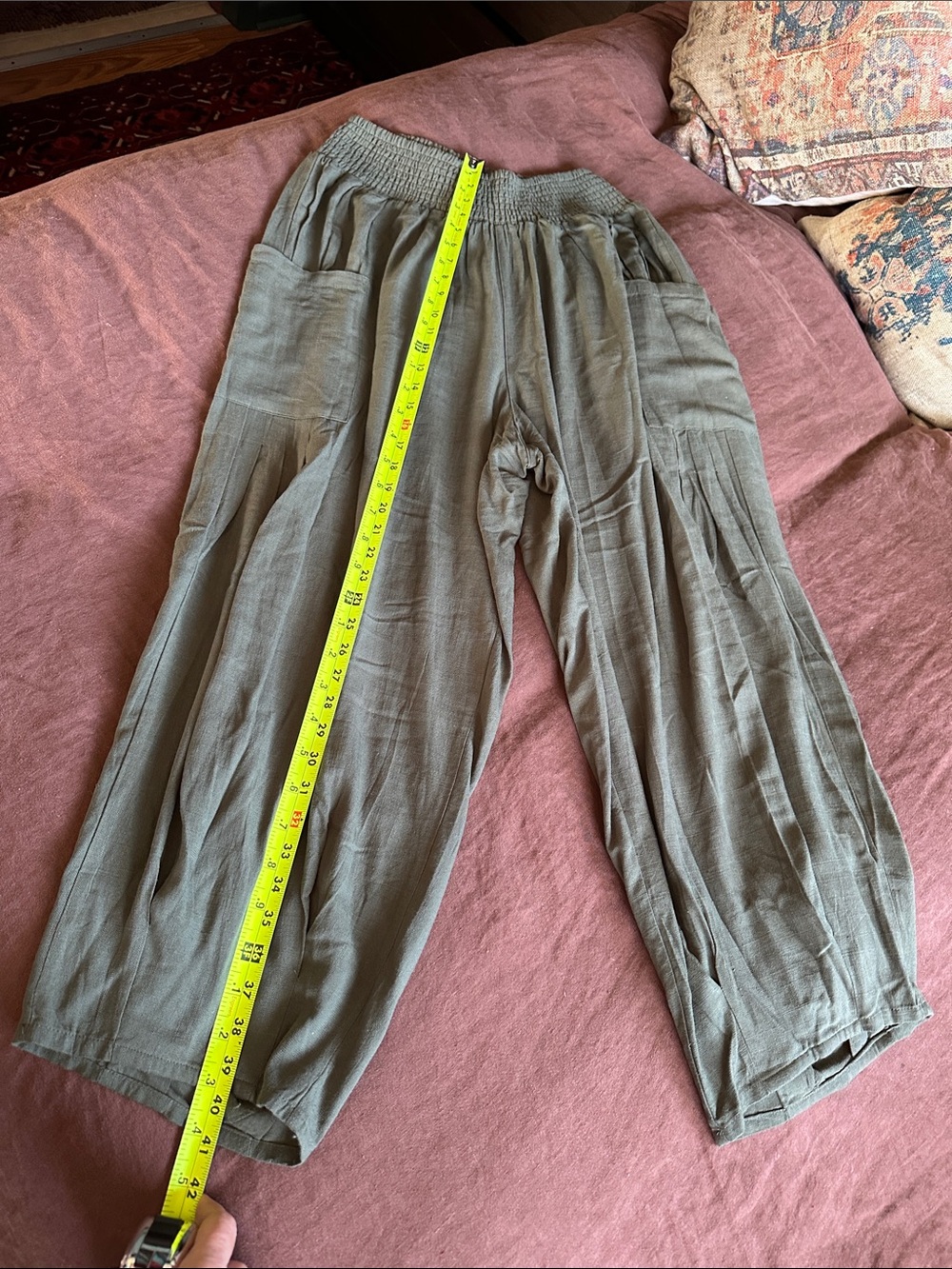 Olive Green Tapered Wide-Leg Pants w Large Side Pockets. Wide elastic waistband - Picture 5 of 12